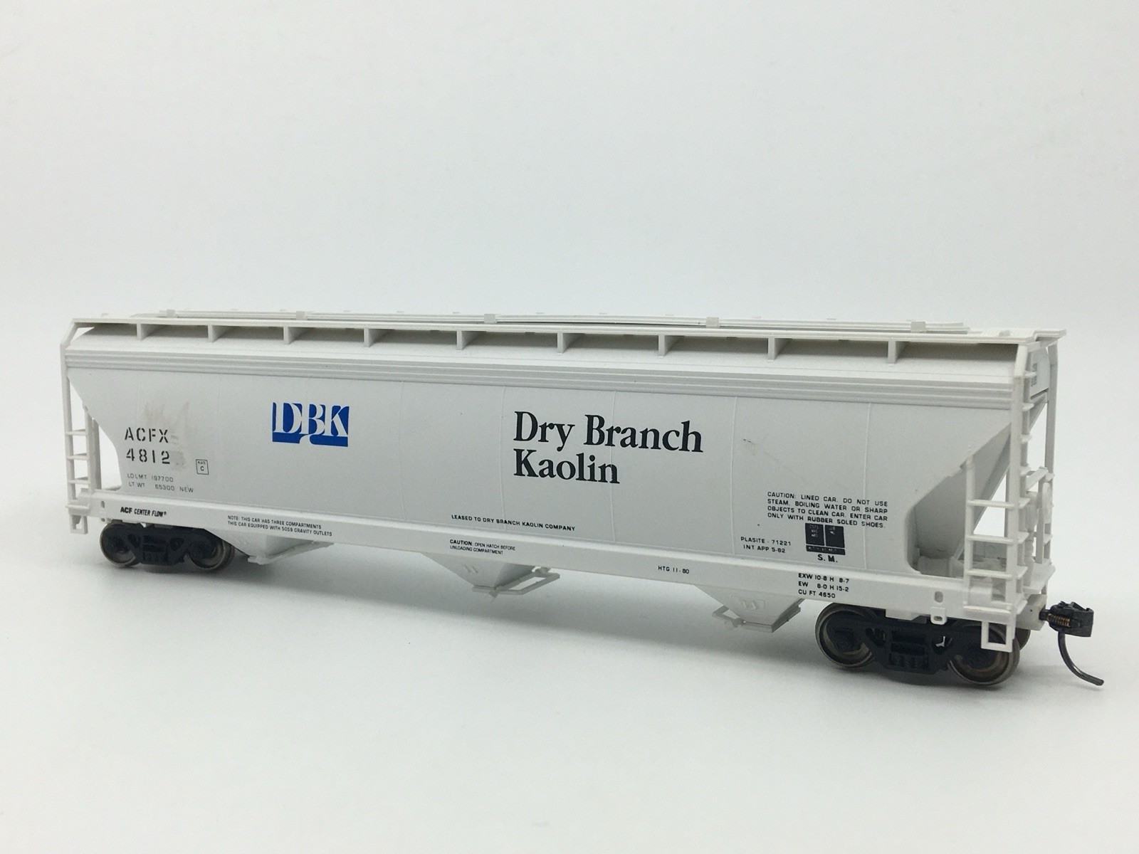 HO Accurail DBK Dry Branch Kaolin ACF 3-Bay Covered Hopper Car ACFX #4812