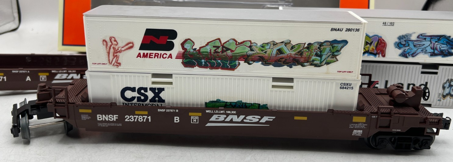 Lionel O 6-26485 BNSF 237871 Maxi Stack Pair Container Train Flatcar w/ Graffiti