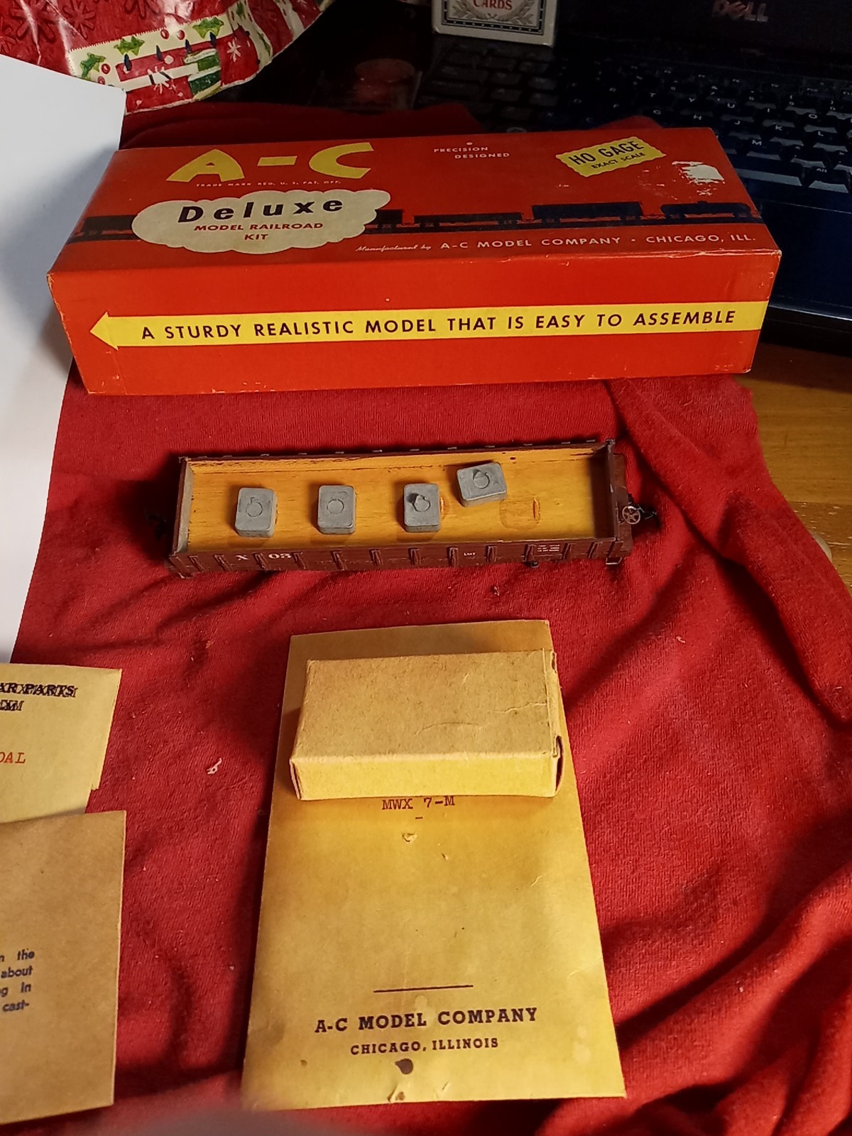 A-C Model Work Train Gondola Brown Chi HO Models Wood Metal Tuff Flex Sprung X03