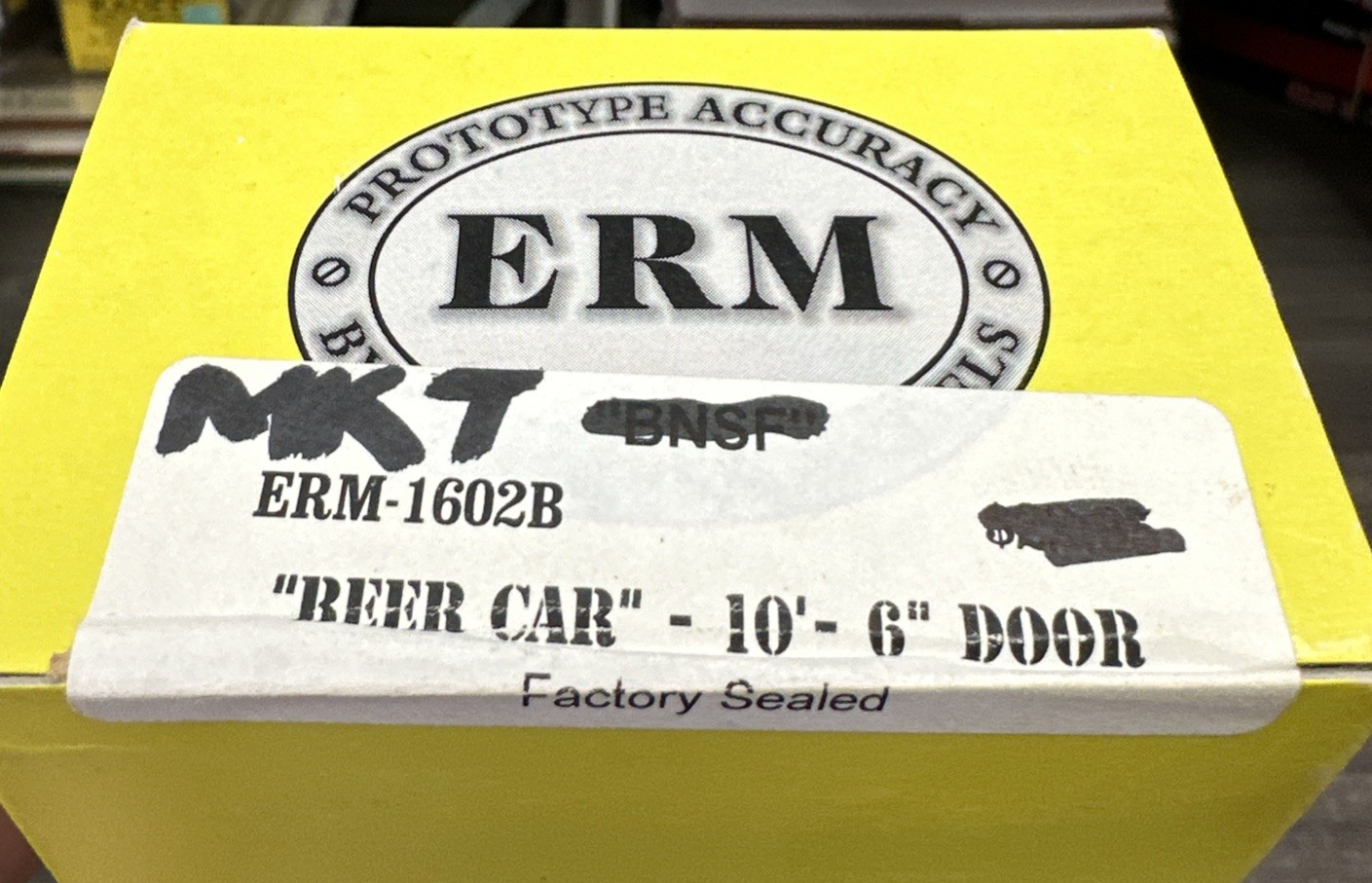 ERM RTR HO ERM-1602B Beer Car BNSF #781678 NIB