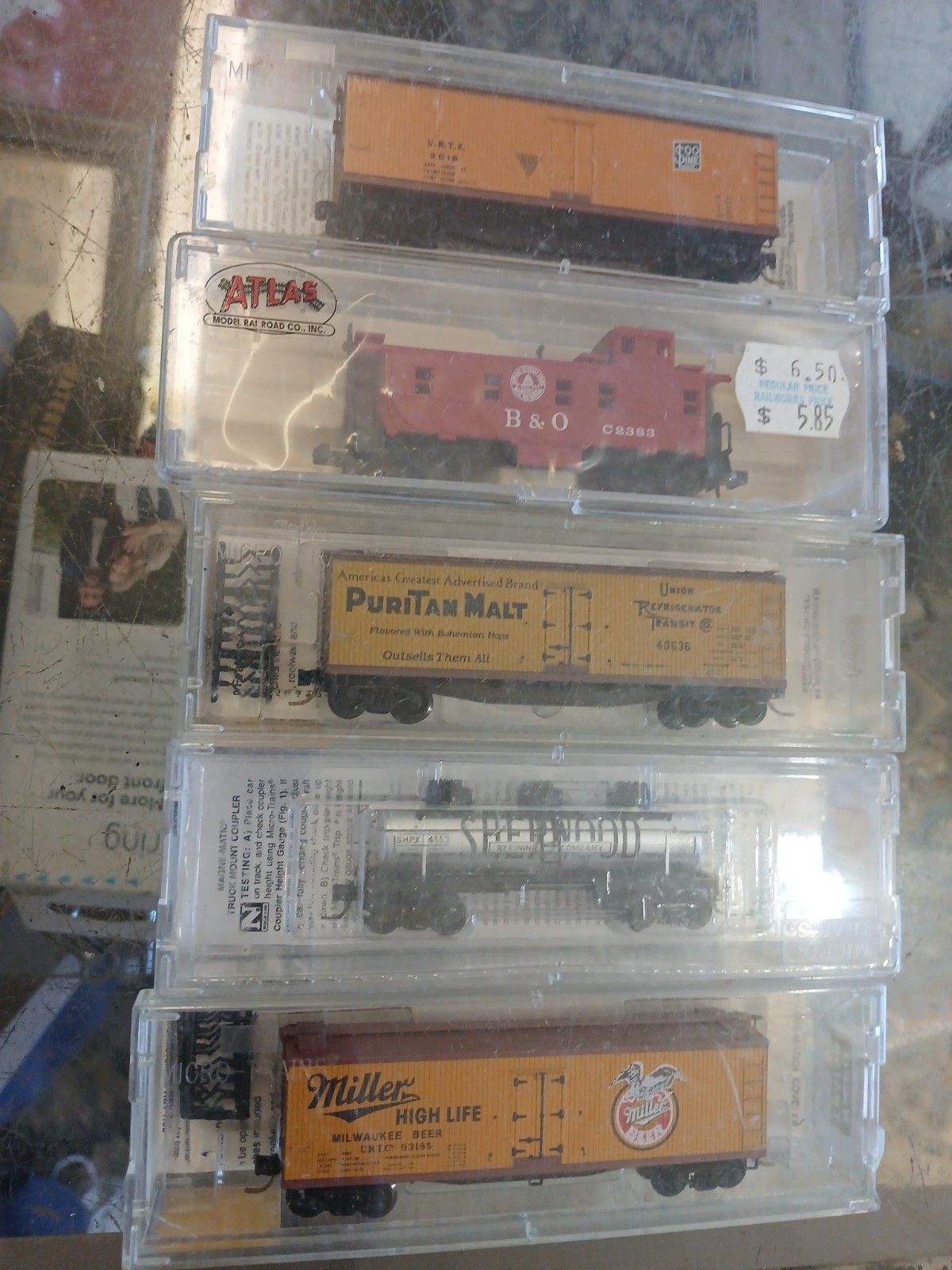 5 – Assorted-Trains N Scale Freight Train Cars See Details & Pictures! Lot,2