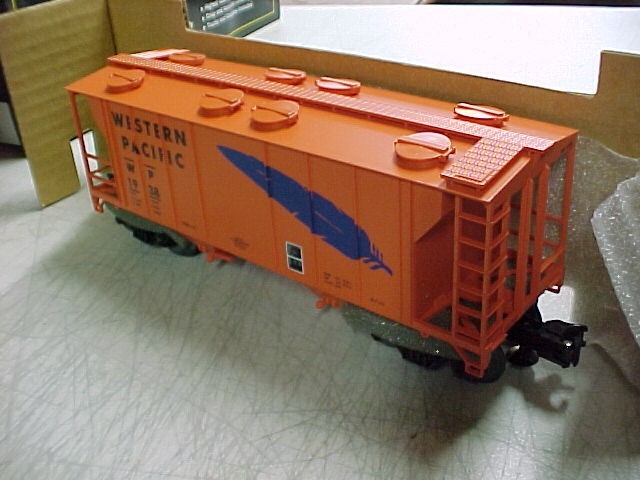 WEAVER O SCALE ULTRA LINE WP WESTERN PACIFIC COVERED HOPPER #1938