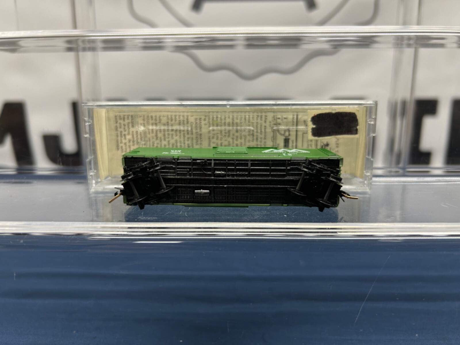Micro-Trains Vermont Railways #401 40� Standard Box Car 20200 NEW (T)