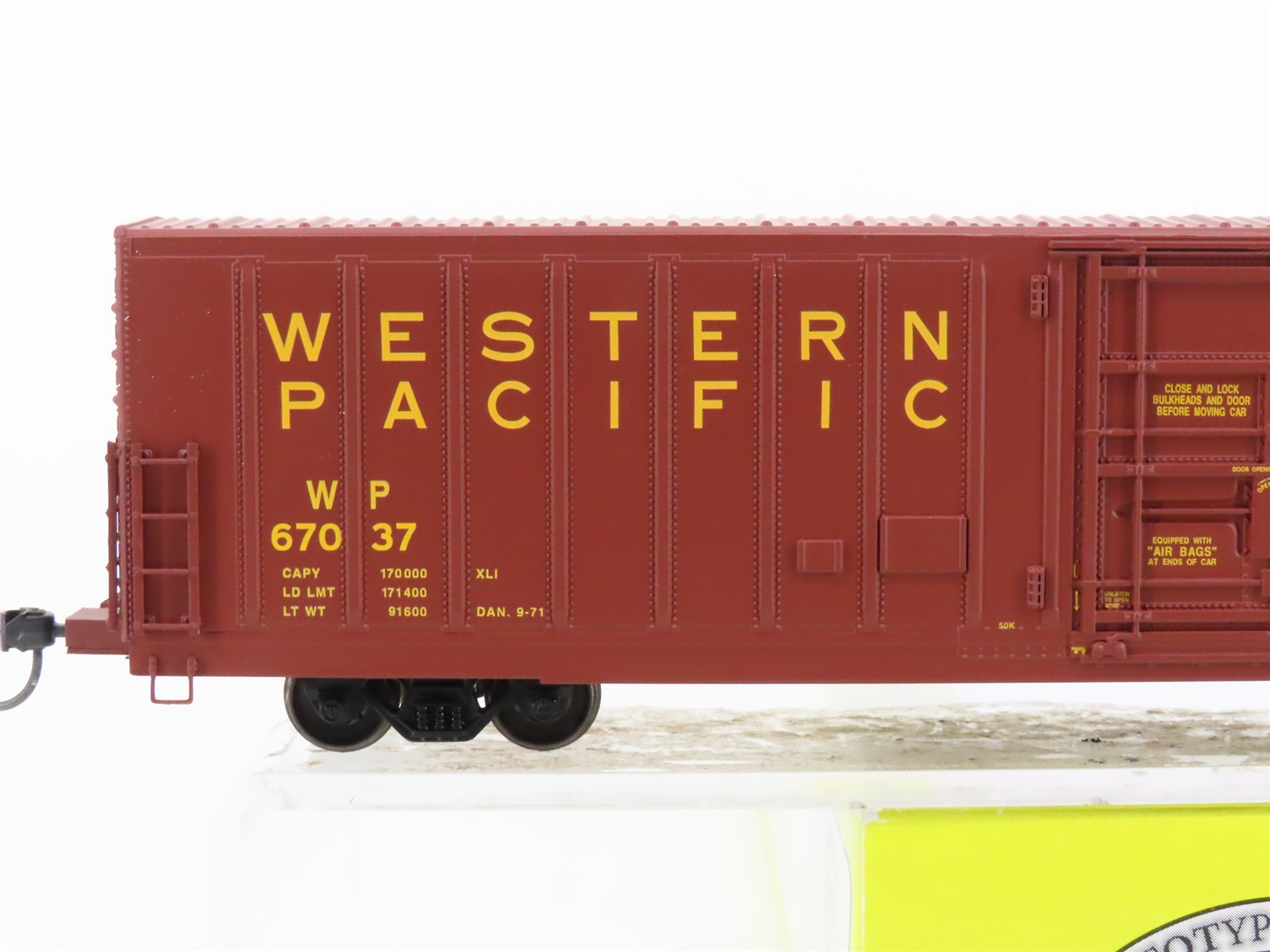 HO Scale Eel River Models ERM-1415B WP Western Pacific Railroad Box Car #67037