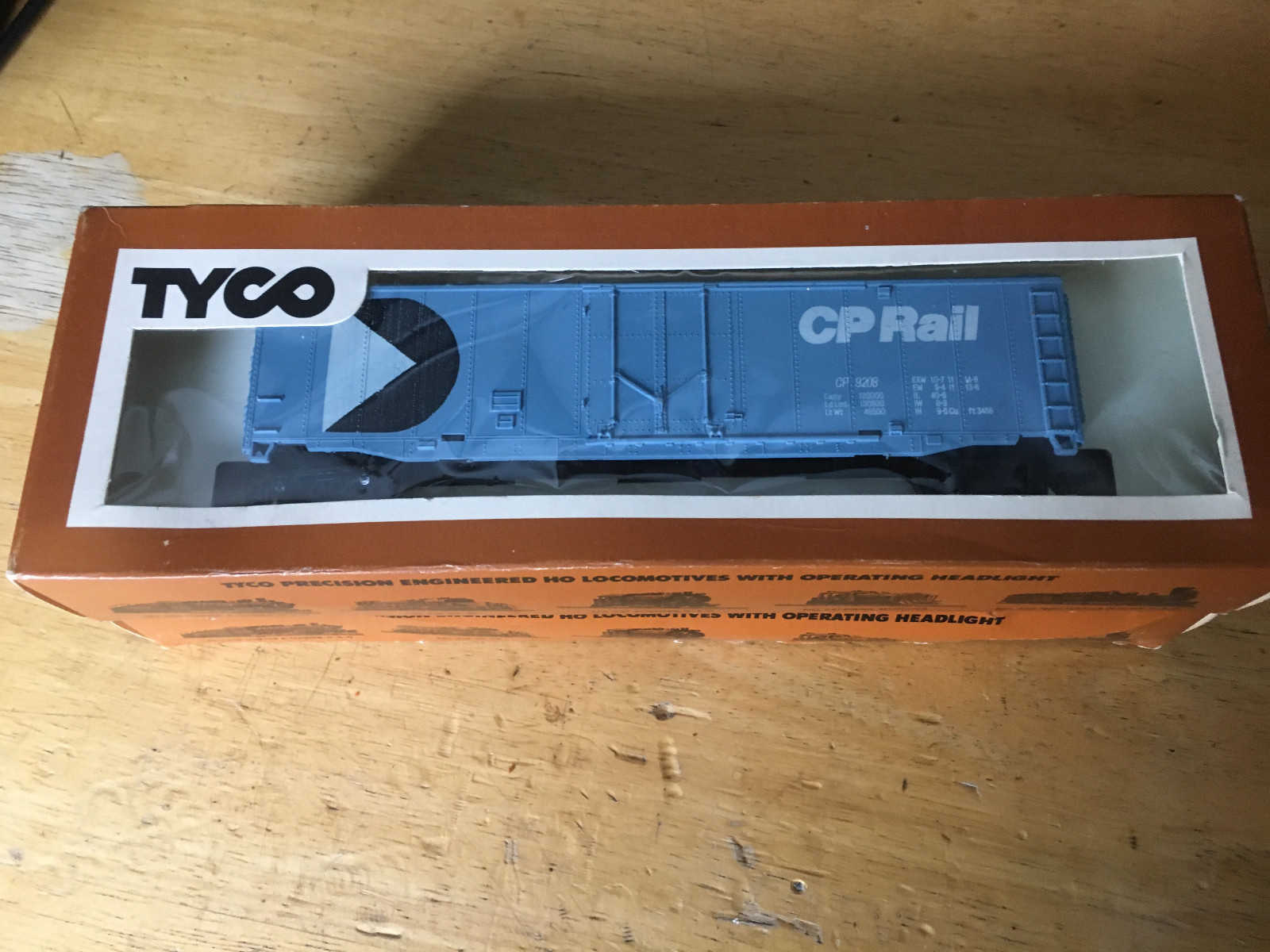 TYCO Vintage NIB 70’s era CP Rail 50′ Plug Door Box Car Model 339D