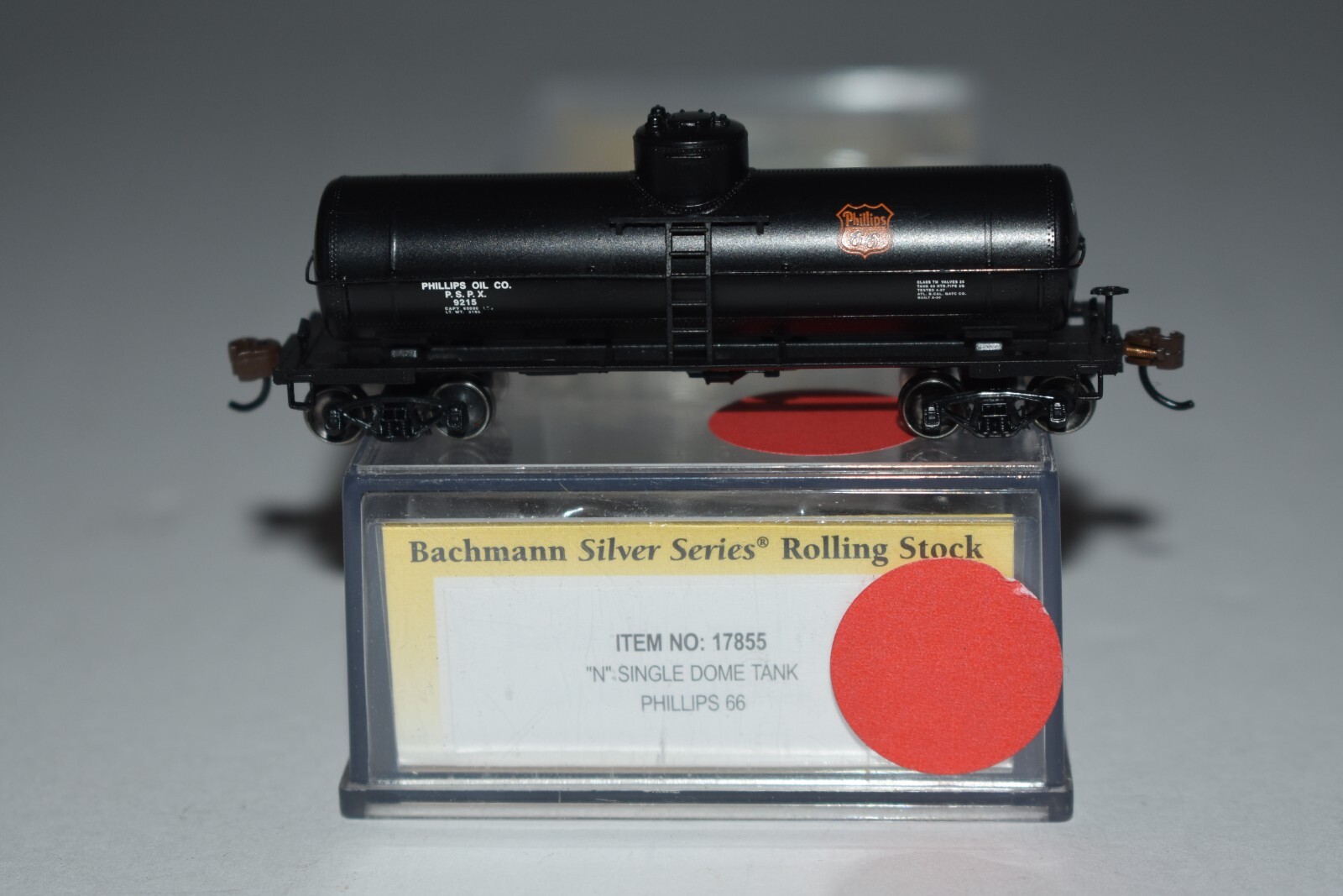 N Scale Bachmann Phillips 66 Single Dome Tank Car 9215 C46963