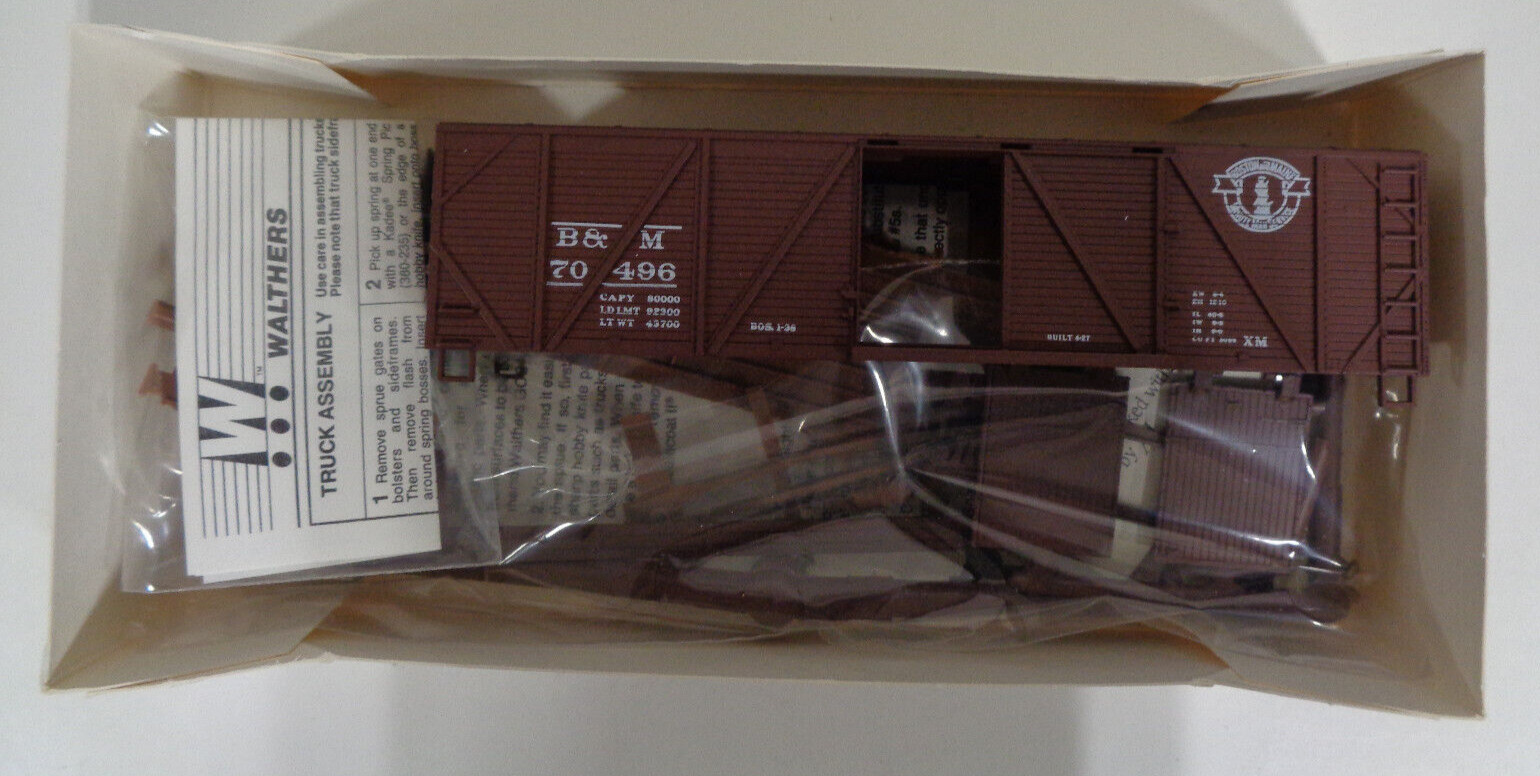 Walthers #932-2104 B&M 40′ SS Wood Box Car w/ Dreadnaught Ends 70496