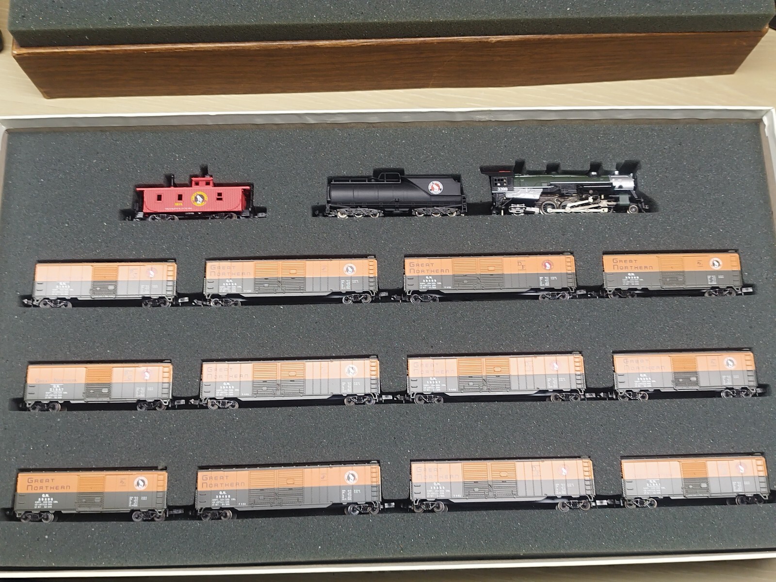 Great Northern Special Merchandise Loader Cars Basic Set GN