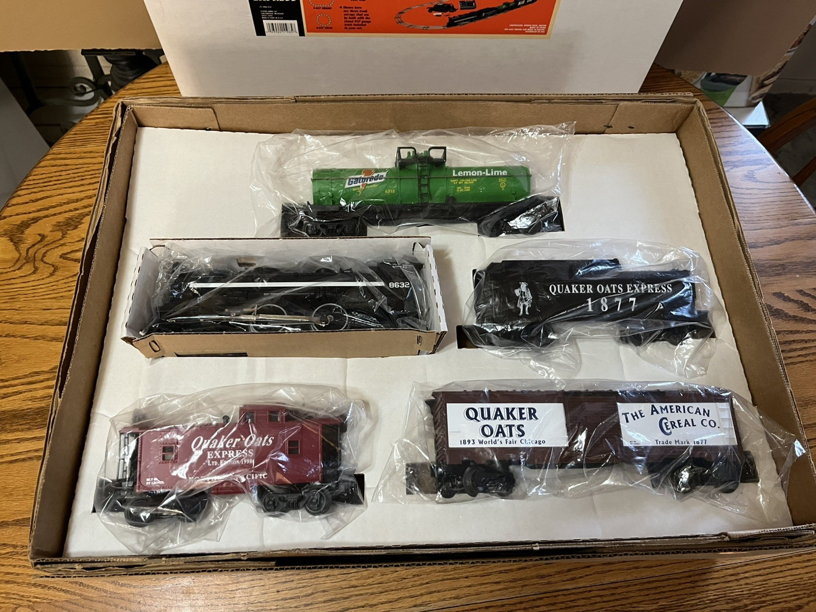 Lionel 6-11985 Train Set Quaker Oats 1998 – NEW IN BOX certificate of ownership