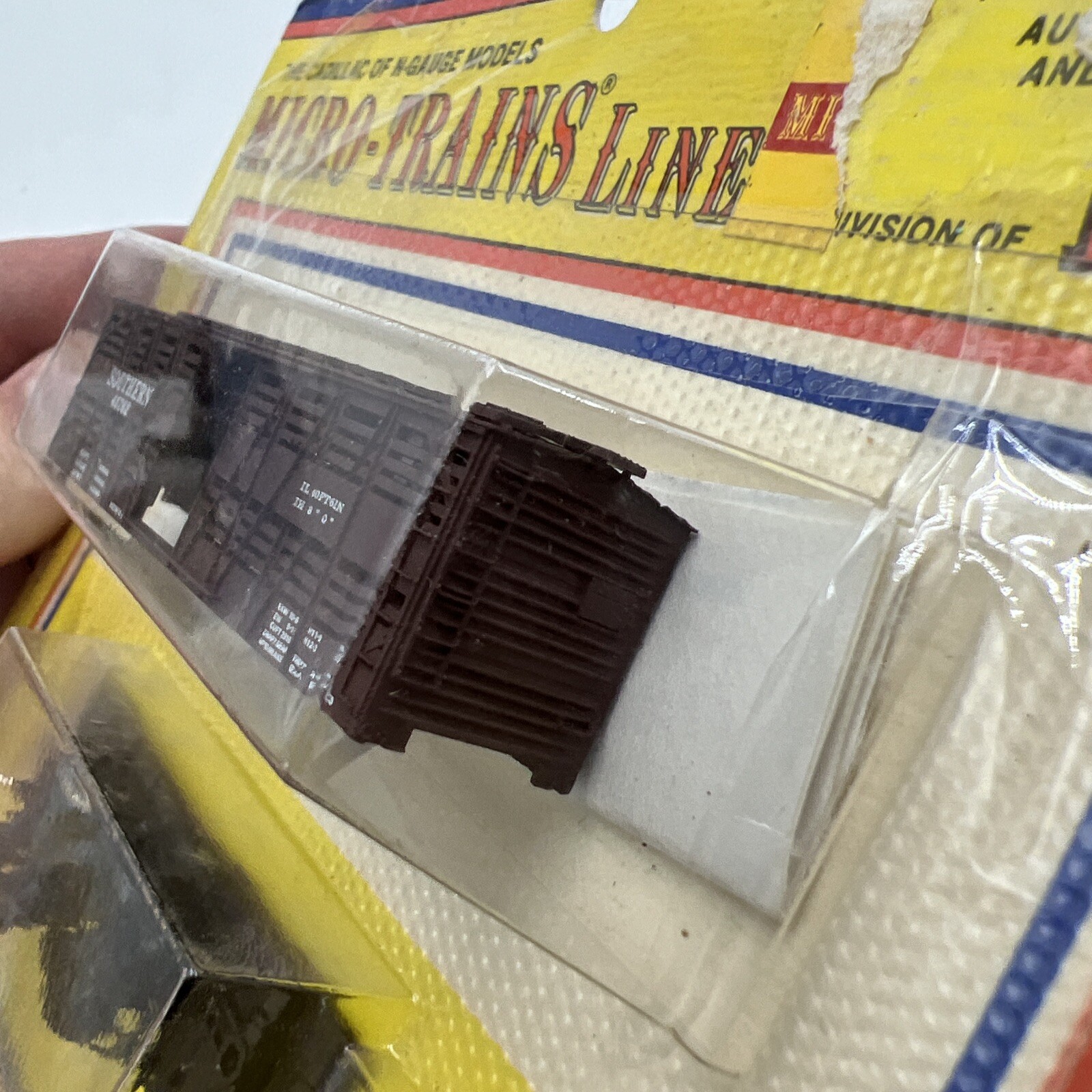 KADEE MICRO TRAINS N SCALE SOUTHERN STOCK CATTLE CAR #45782 – NOS NOB