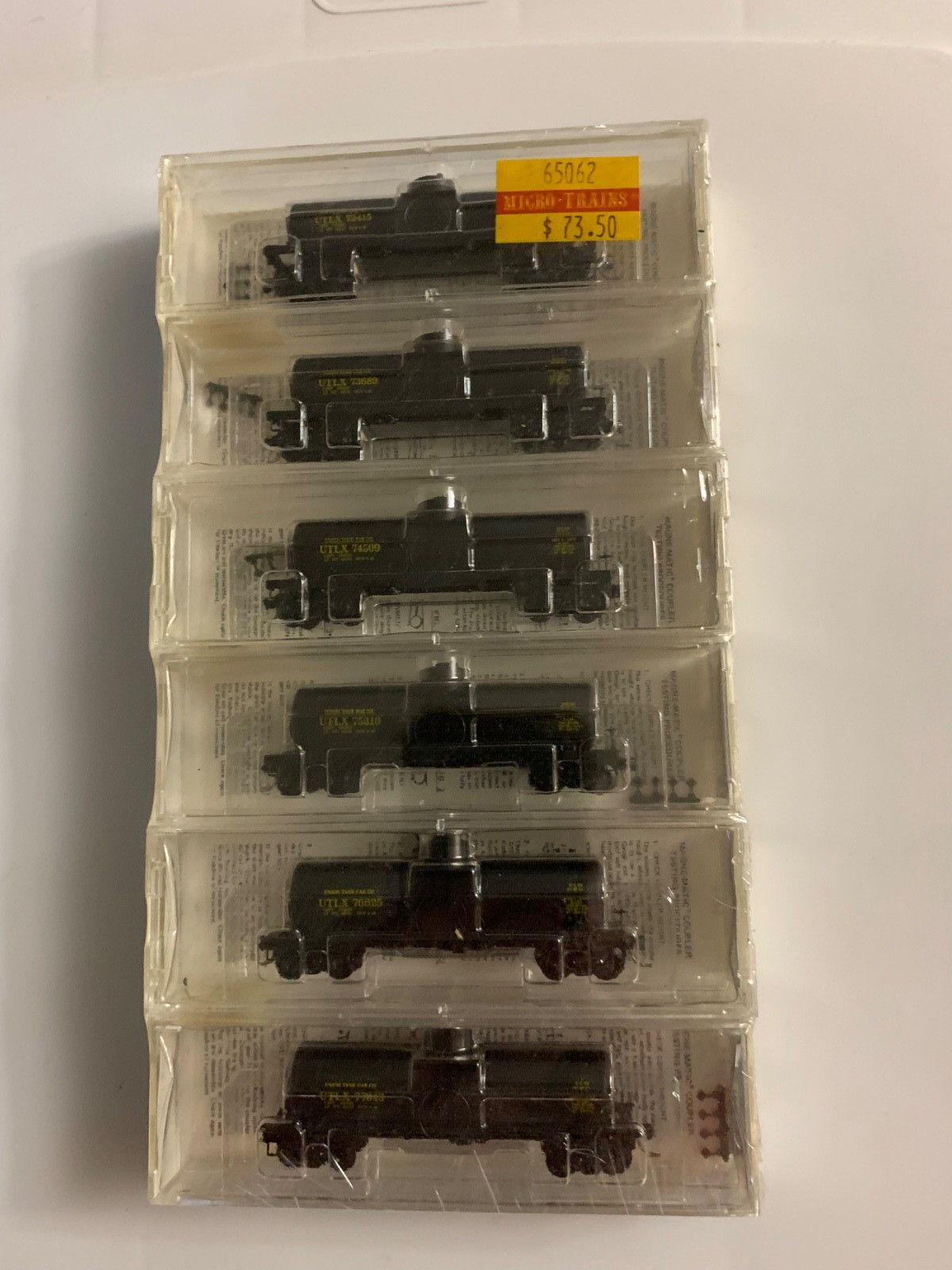 N Scale Micro-Trains UTLX 39′ Single Dome Tank Car 6 Pack MT 65062 Pack Set #2