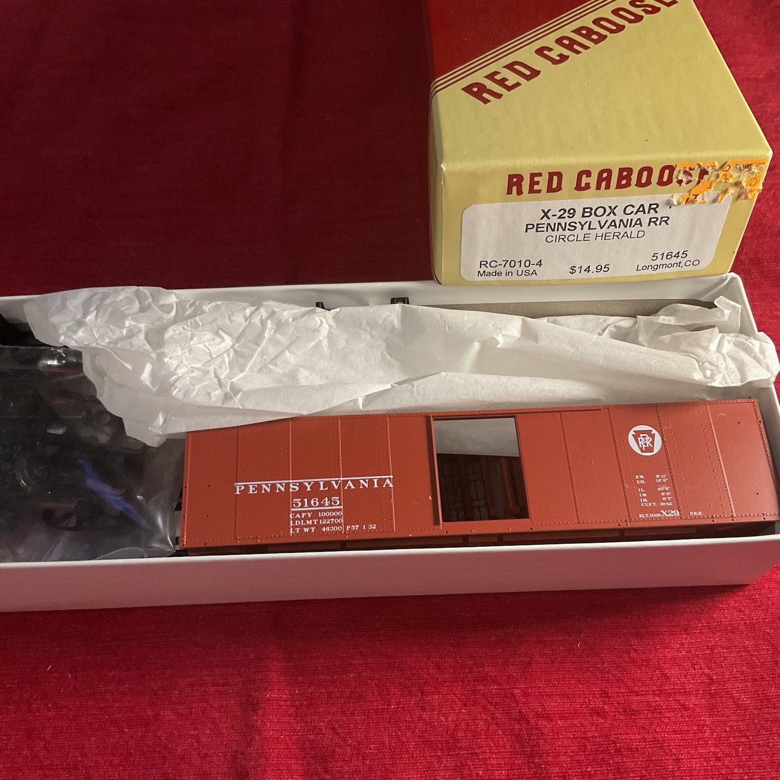 RED CABOOSE HO-SCALE PENNSYLVANIA X-29 BOX CAR #7010-4 BRAND NEW!!! 🚂