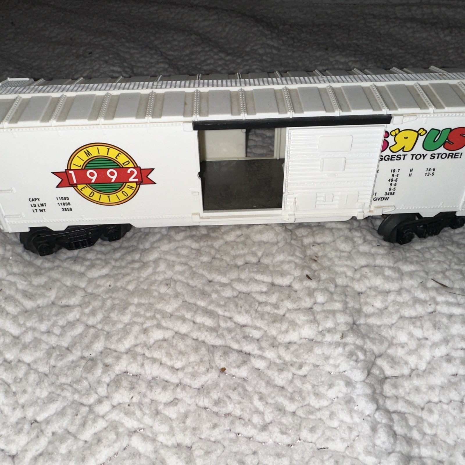 Lionel # 6-16806 Toys R Us 1992 Limited Edition Boxcar 0-027