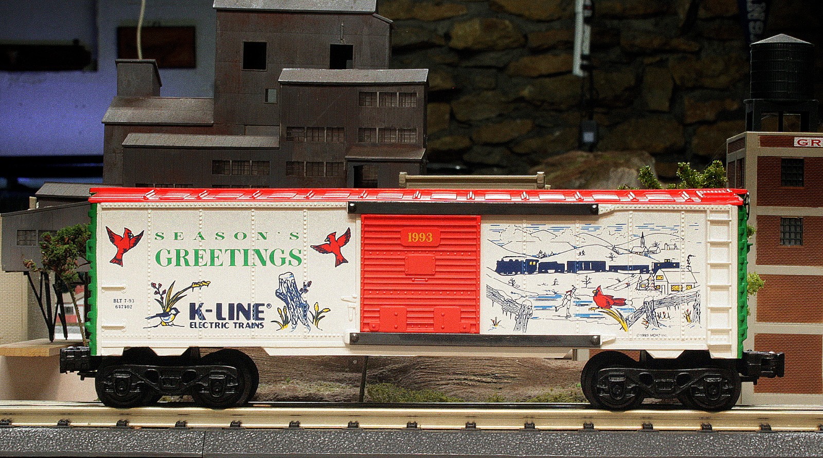 O GAUGE FREIGHT CAR – K-LINE K-647402 K-LINE CHRISTMAS BOX CAR 1993