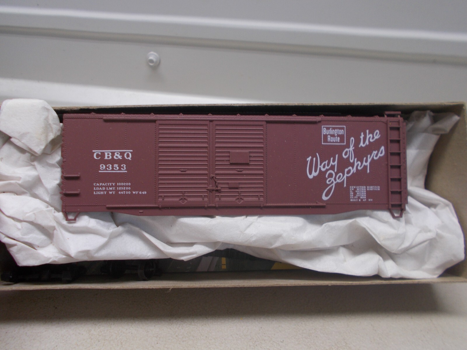 ACCURAIL-#3006-C.B. & Q.-40′ BOXCAR #9353-KIT~HO SCALE