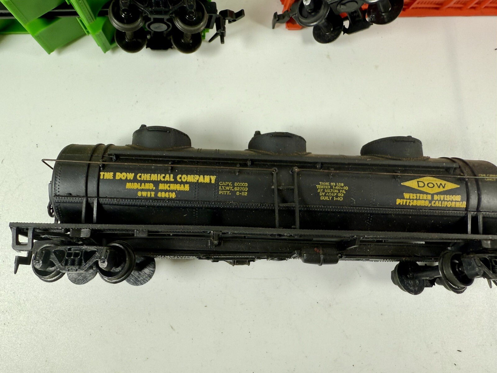 Vintage Lot Of 3 LIONEL HO SCALE Trains
