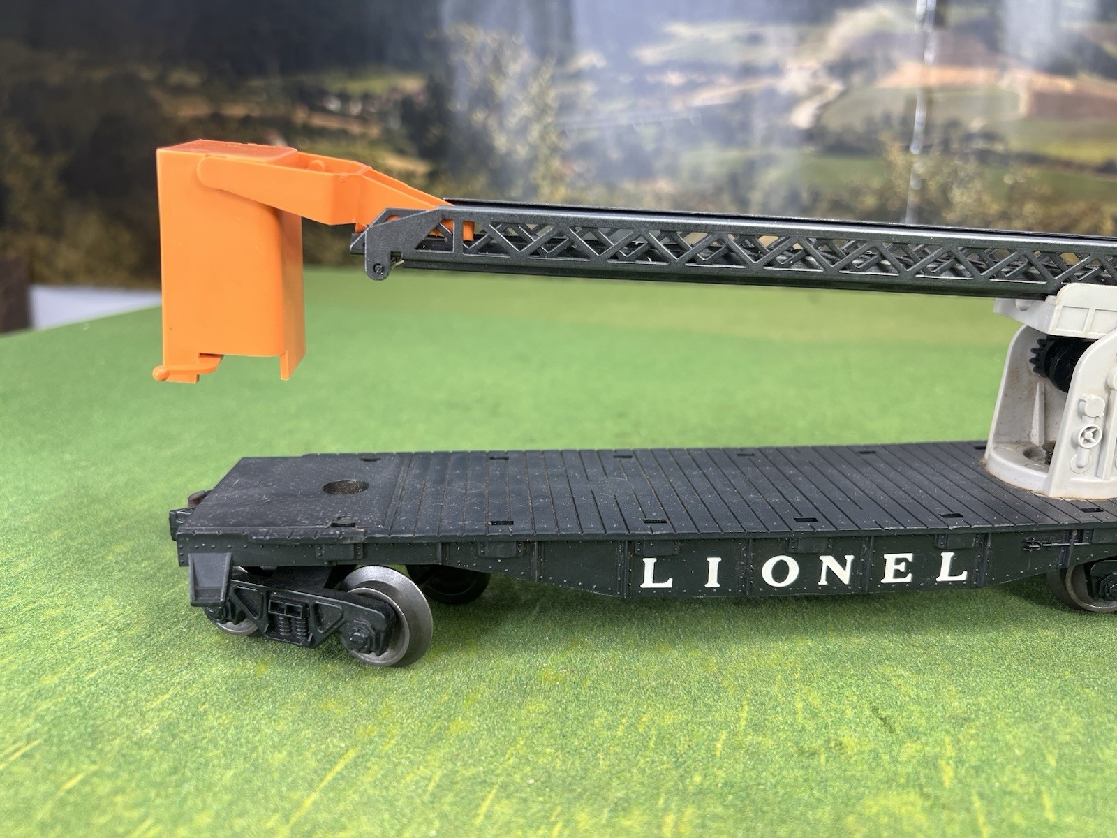 LIONEL POSTWAR 6512 MERCURY CAPSULE ASTRONAUT CHERRY PICKER FLAT CAR C7+