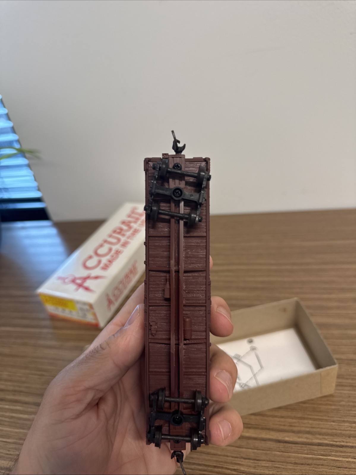 Accurail HO Scale DM&IR 40′ USRA Double Sheathed Boxcar Kit #4626 Missabe Road
