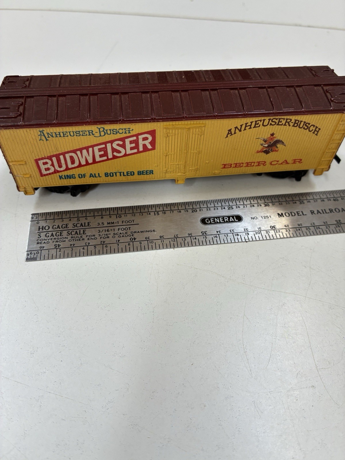 TYCO HO Budweiser Anheuser-Busch King of Bottled Beer Box Car Hong Kong