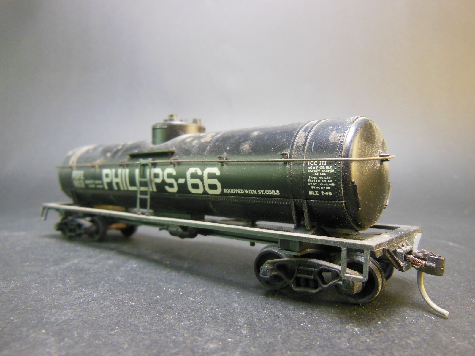 HO SCALE PHILLIPS 66 PSPX 9213 TANK CAR