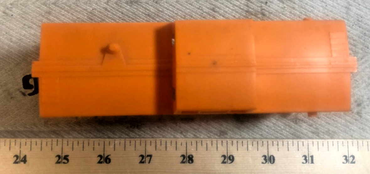Marx 1988 B. & L. E. Bessemer Orange Plastic 4-wheel Caboose (C)