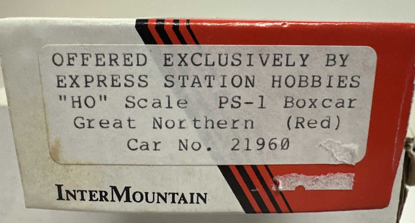 Intermountain HO Scale Great Northern Express Station Red PS-1 Box Car Kit 21960