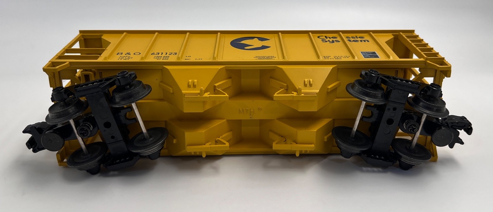 MTH Electric Trains 20-97102L PS-2 Hopper Chessie 631123 O Gauge 1:48 Scale