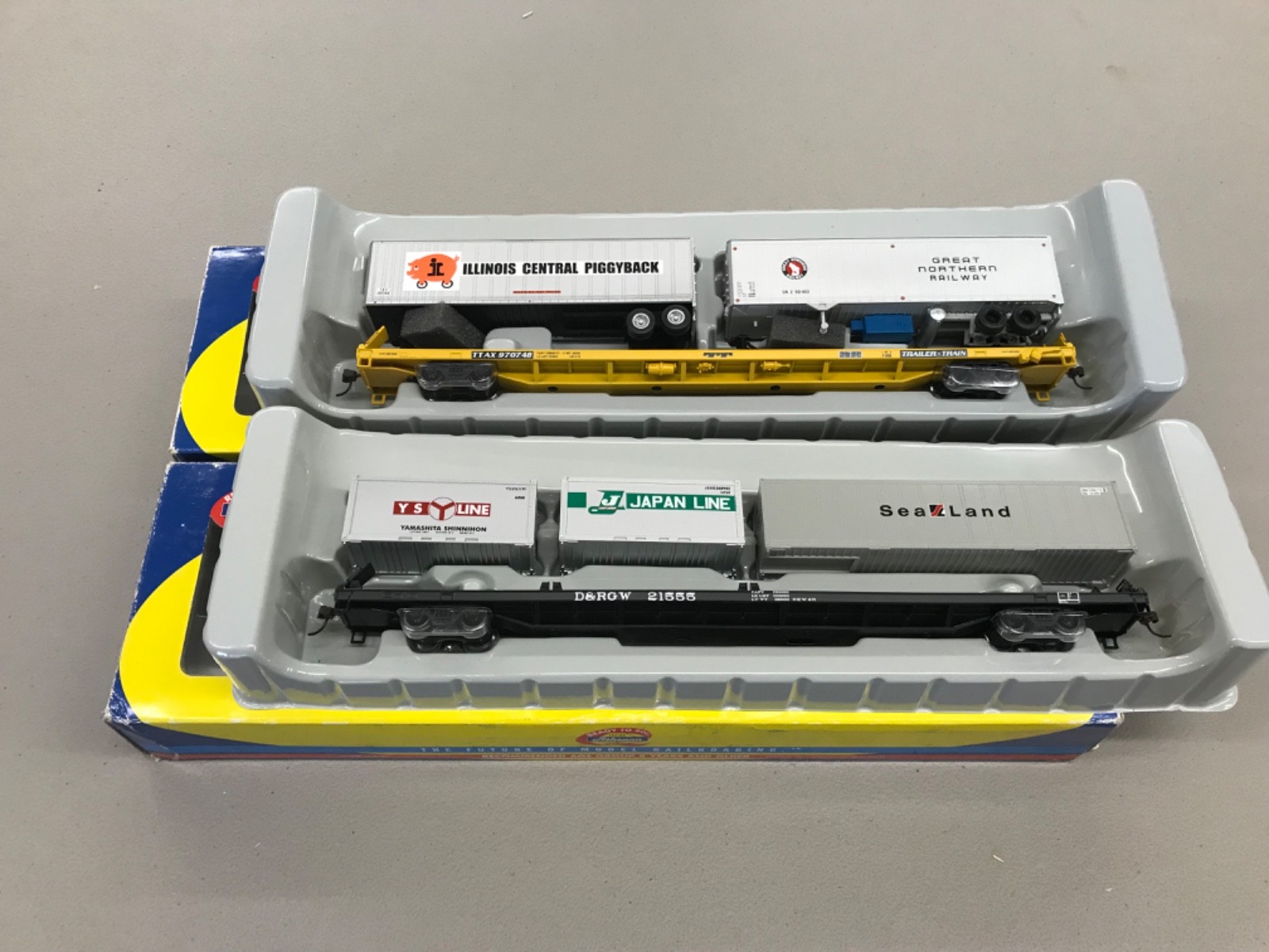 Athearn Ho Scale TTX D&RG 85′ Flatcars Trailers and Containers Lot 2 NOS