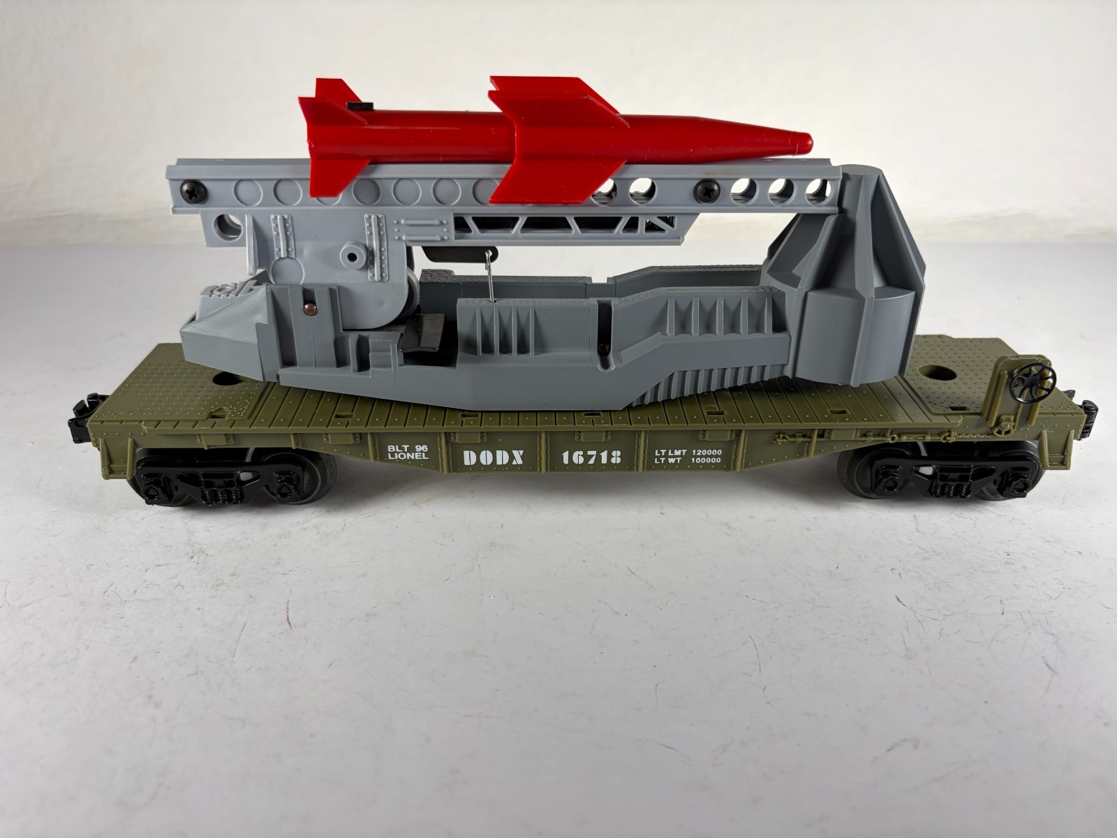 LIONEL 6-16718, UNITED STATES MARINE CORPS MISSILE LAUNCH CAR, NIB (1996)
