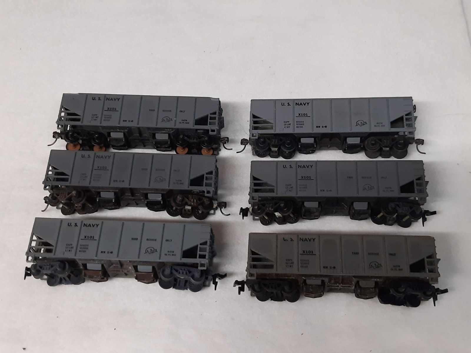 Mantua Tyco HO Operating Hoppers US Navy Modified Trucks Couplers Used Lot Of 6