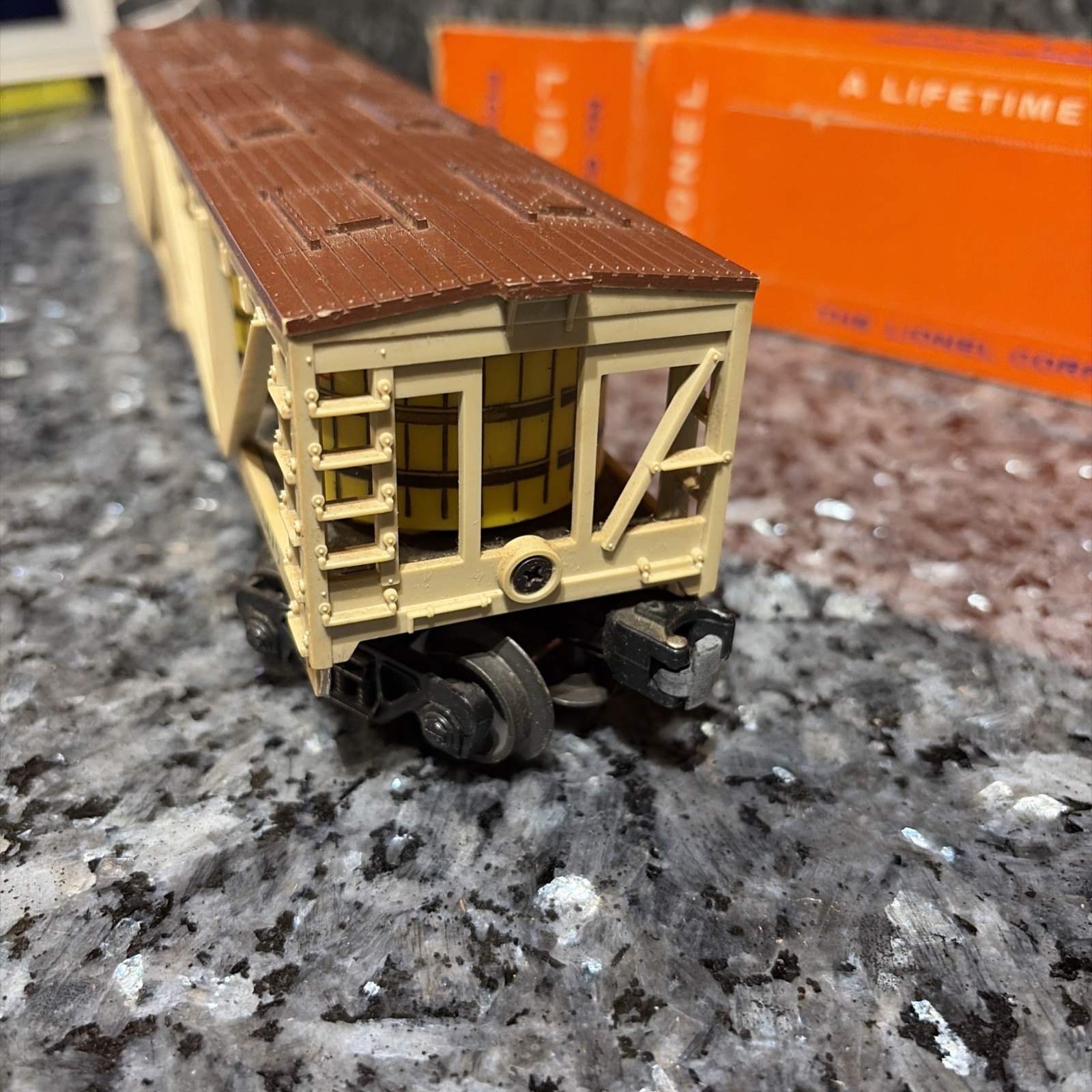 Postwar Lionel 6475 Pickle Vat Car From 1960~w/OB