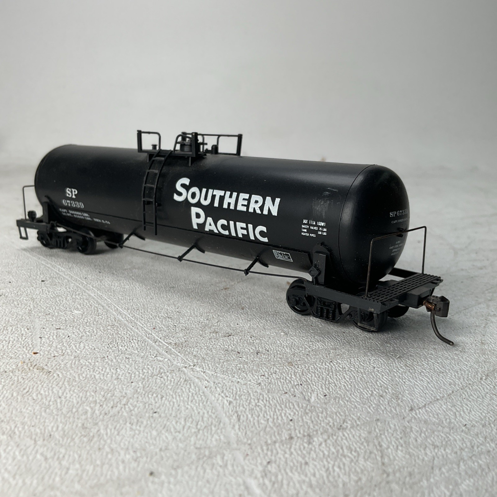 Southern Pacific SP 67339 Vintage HO Scale Model Train