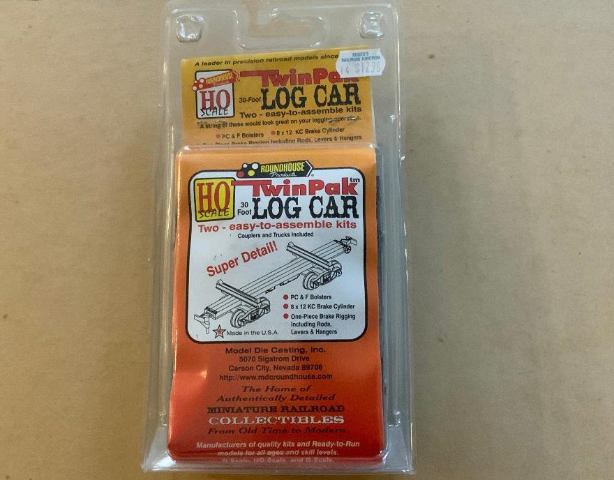 Roundhouse HO Twin Pack 30ft Log Car Unassembled Kit Undecorated Black 03050