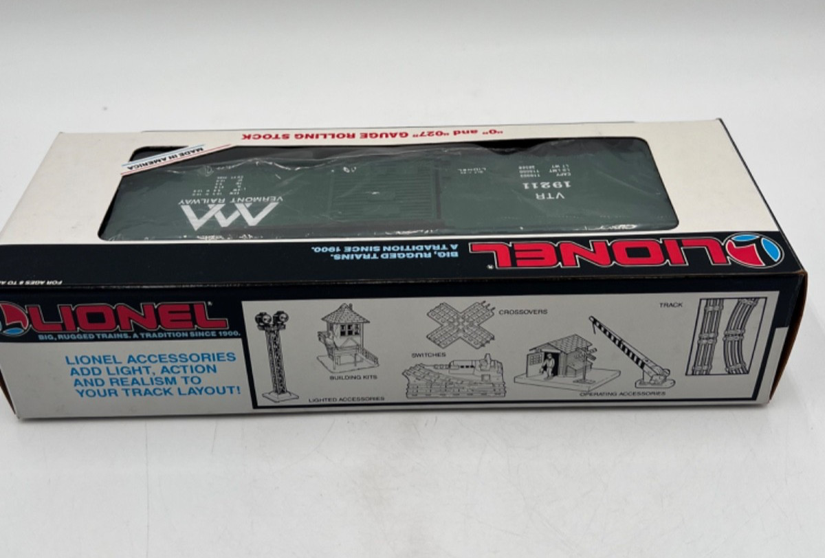 Lionel 6-19211 Vermont Railway Box Car O O27 Gauge New in Original Box USA