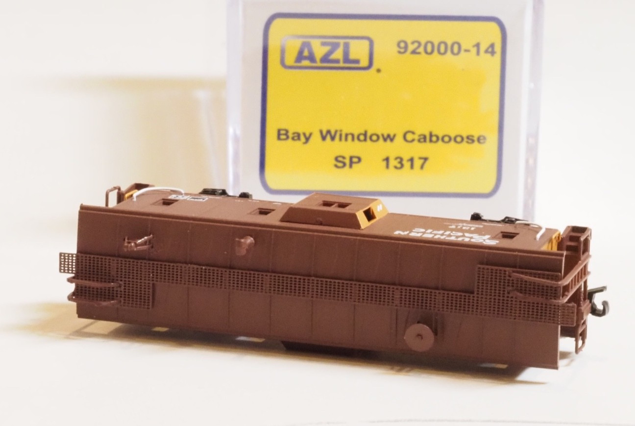 AZL Z-scale Bay Window Caboose SP AZL-92000-14 Southern Pacific