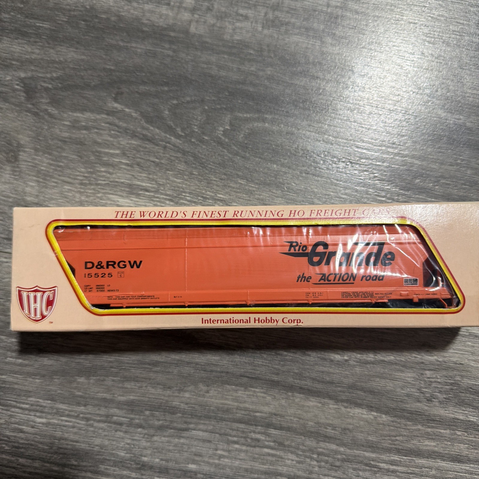 Vintage IHC HO Scale Freight Car DRGW Rio Grande Center Flow Hopper 35201 NOS