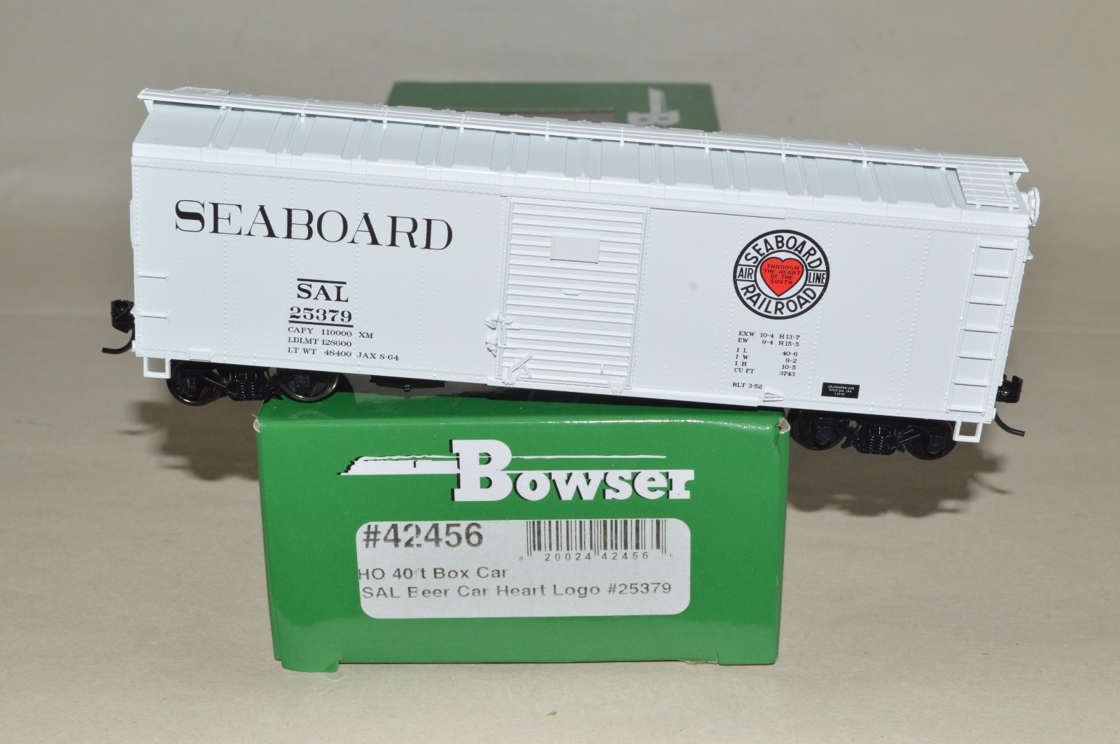 HO scale Bowser Seaboard Air Line RR BEER SERVICE 40′ box car train