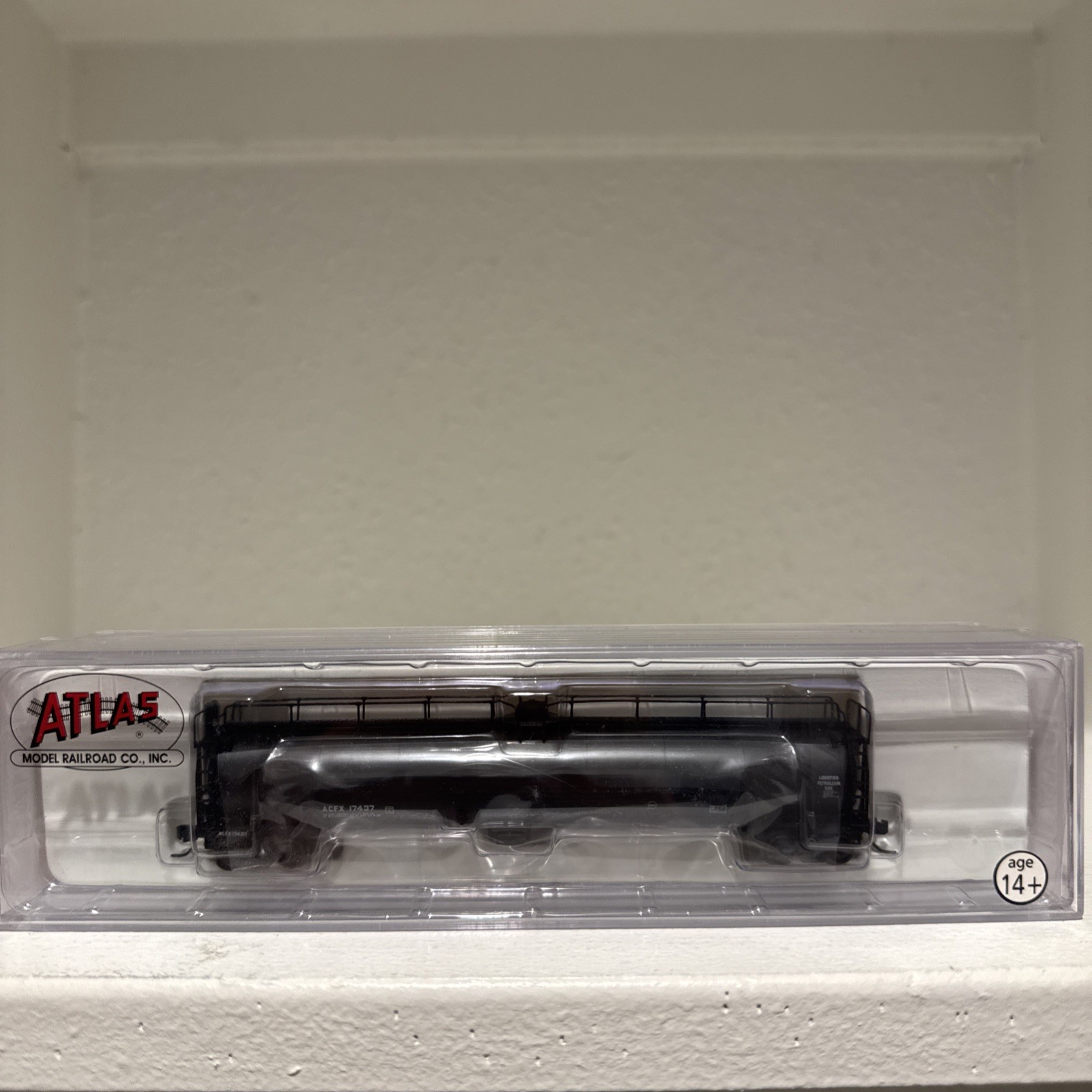 Atlas Lot Of 2 N 33k Gal. Tank Car 37184 ACFX #17441 & 37183 ACF X#17437