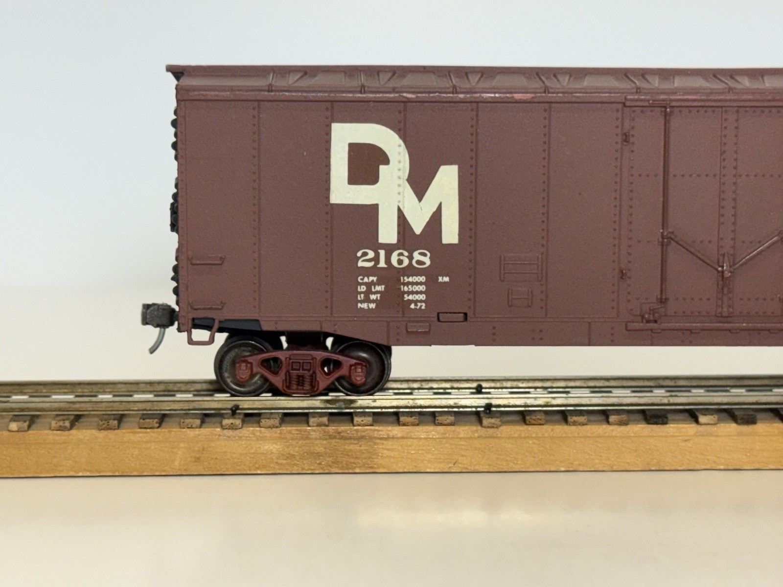 HO, Custom-Tyco, Detroit & Mackinaw, Brown 50’ Boxcar # DM-2168