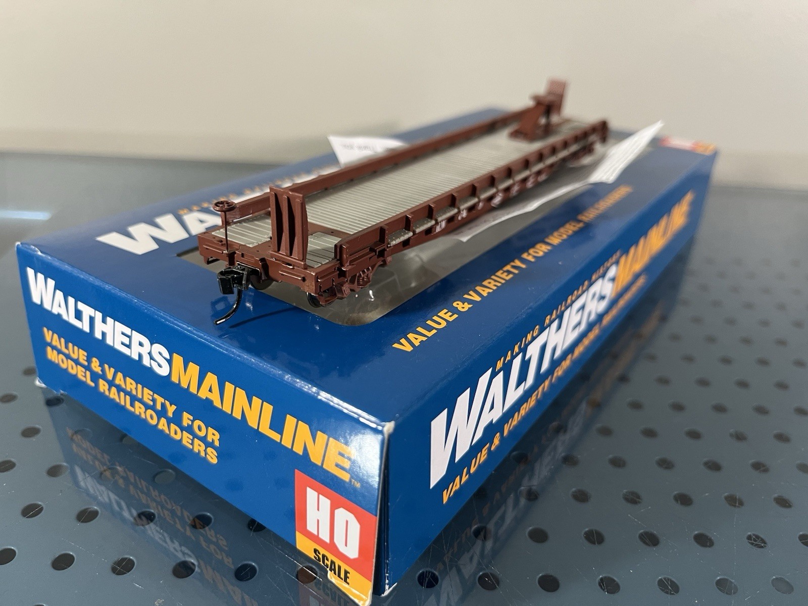 HO Scale Walthers Milwaukee Road 53′ GSC Piggyback Service Flatcar MILW 57420 #2