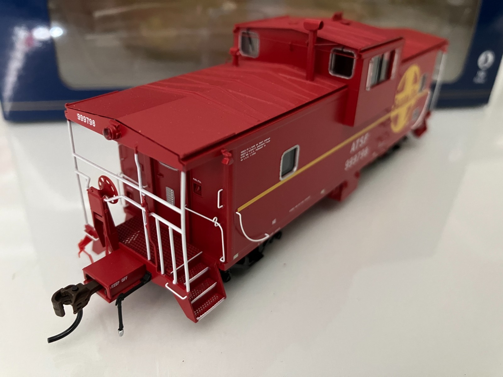 ATHG78378 Athearn Genesis Santa Fe Wide Vision Caboose #999798 w/Tsunami Sound