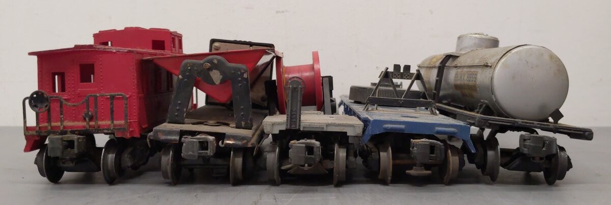 Lionel Vintage O Freight Cars: 3659, 3650, 2257, 3419, 2955 [5]