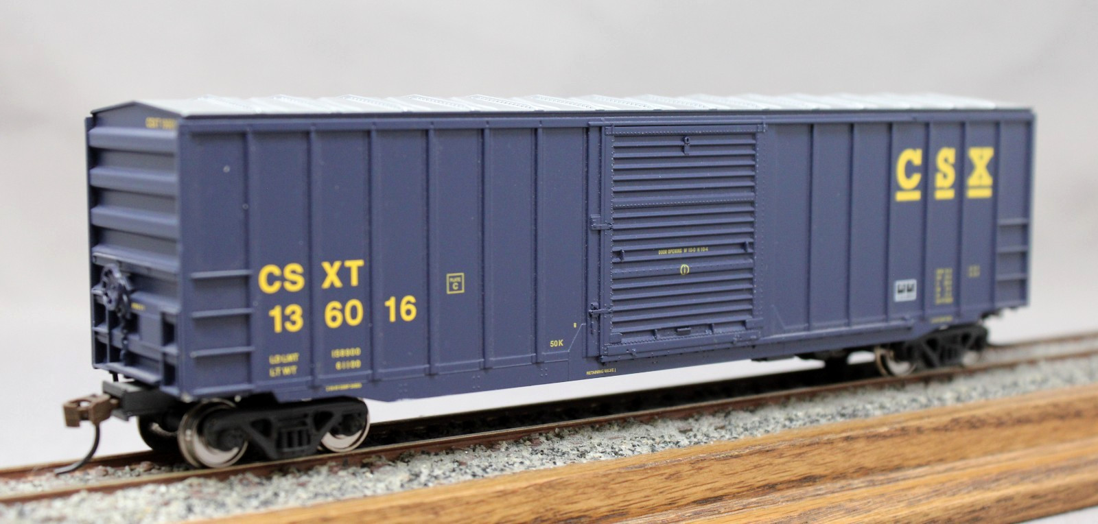 ATLAS Trainman #922 CSX Transportation ACF 50’6″ Box Car #136016, C7