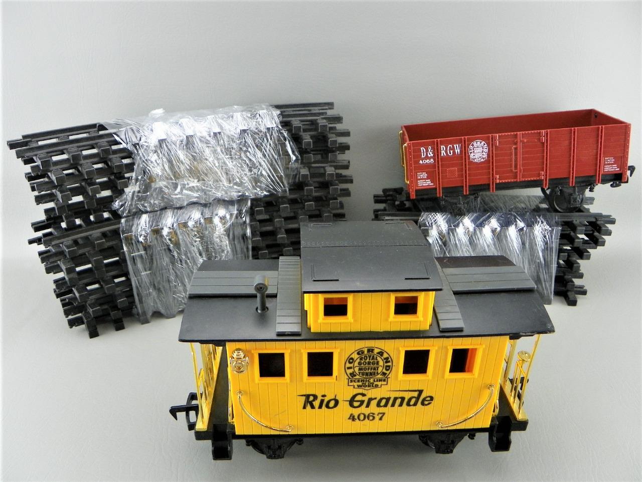 Scientific Toys Plastic G Scale D&RGW Rio Grande Caboose Freight Car Track Lot