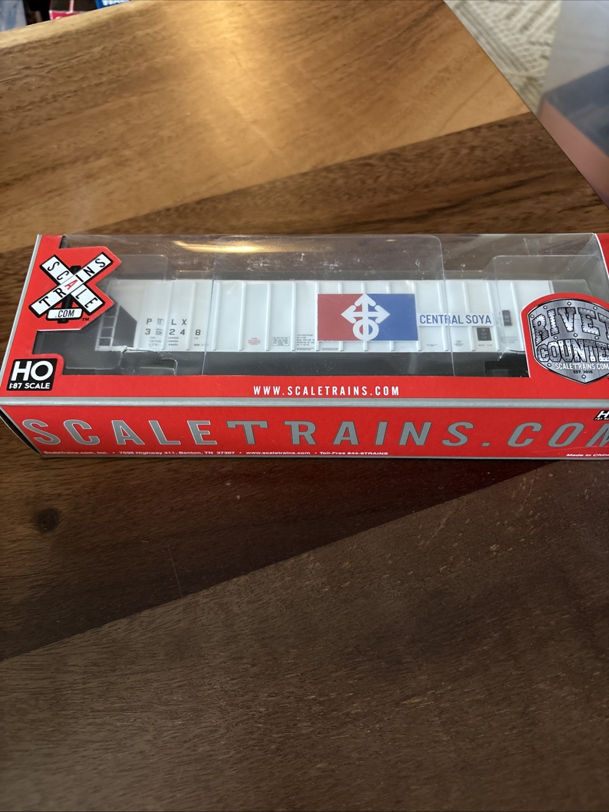 Scaletrains Rivet Central Soya Pullman Standard Covered Hopper PS-2CD New