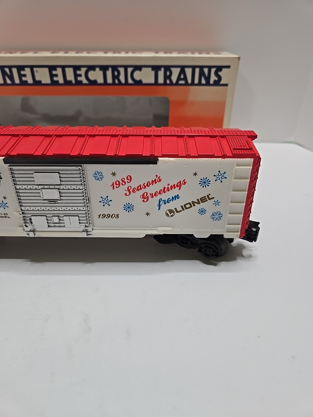 LIONEL 6-19908 CHRISTMAS BOX CAR 1989 SEASONS GREATINGS NEW IN ORIG BOX