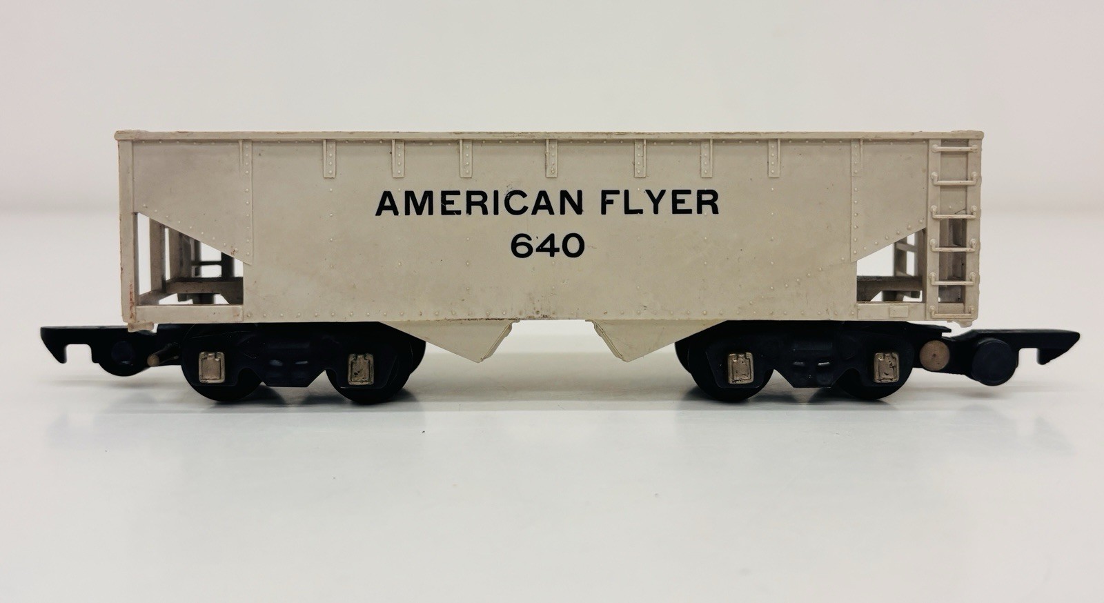 American Flyer S Lot of 3 Freight Cars Dump Car 716 Hopper 640 Reading Caboose