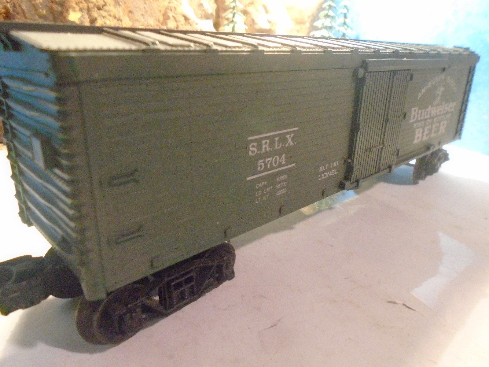 LIONEL BUDWEISER BILLBOARD SLIDING DOOR REEFER SRLX 5704, 5-218-5