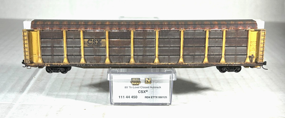 MICRO-TRAINS N SCALE 89′ TRI-LEVEL CLOSED AUTORACK WEATHERED CSX 11144450