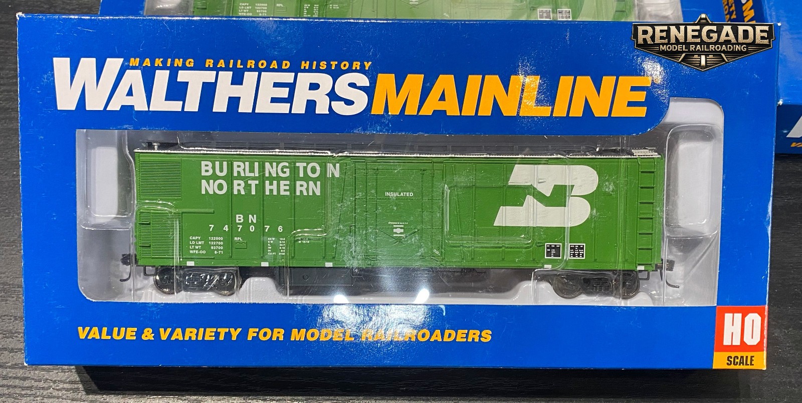 Walthers Mainline HO BN 50′ Mechanical Reefer Lot (5 Cars) 910-3778/3779/3780